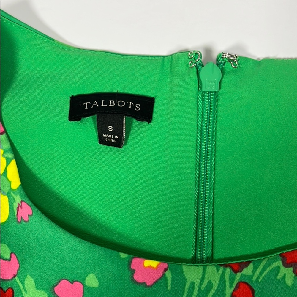 Talbots Women’s Vibrant Floral Green Sundress Scope Neck Ruffle Hem Lined Sz 8 - Picture 4 of 7